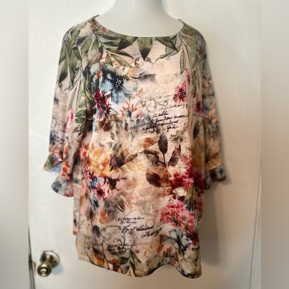 From Time and Tru It's a 2X with 3 quarter ruffel sleeves . - Picture 2 of 7